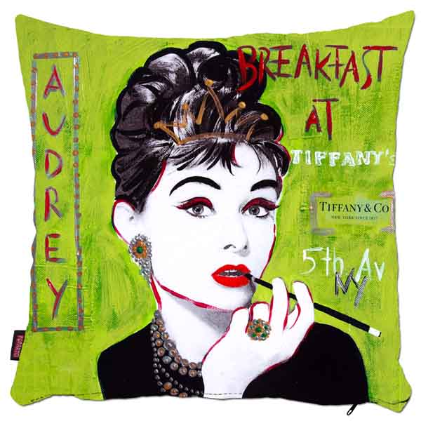 Audrey Hepburn Yastık Kılıfı-5